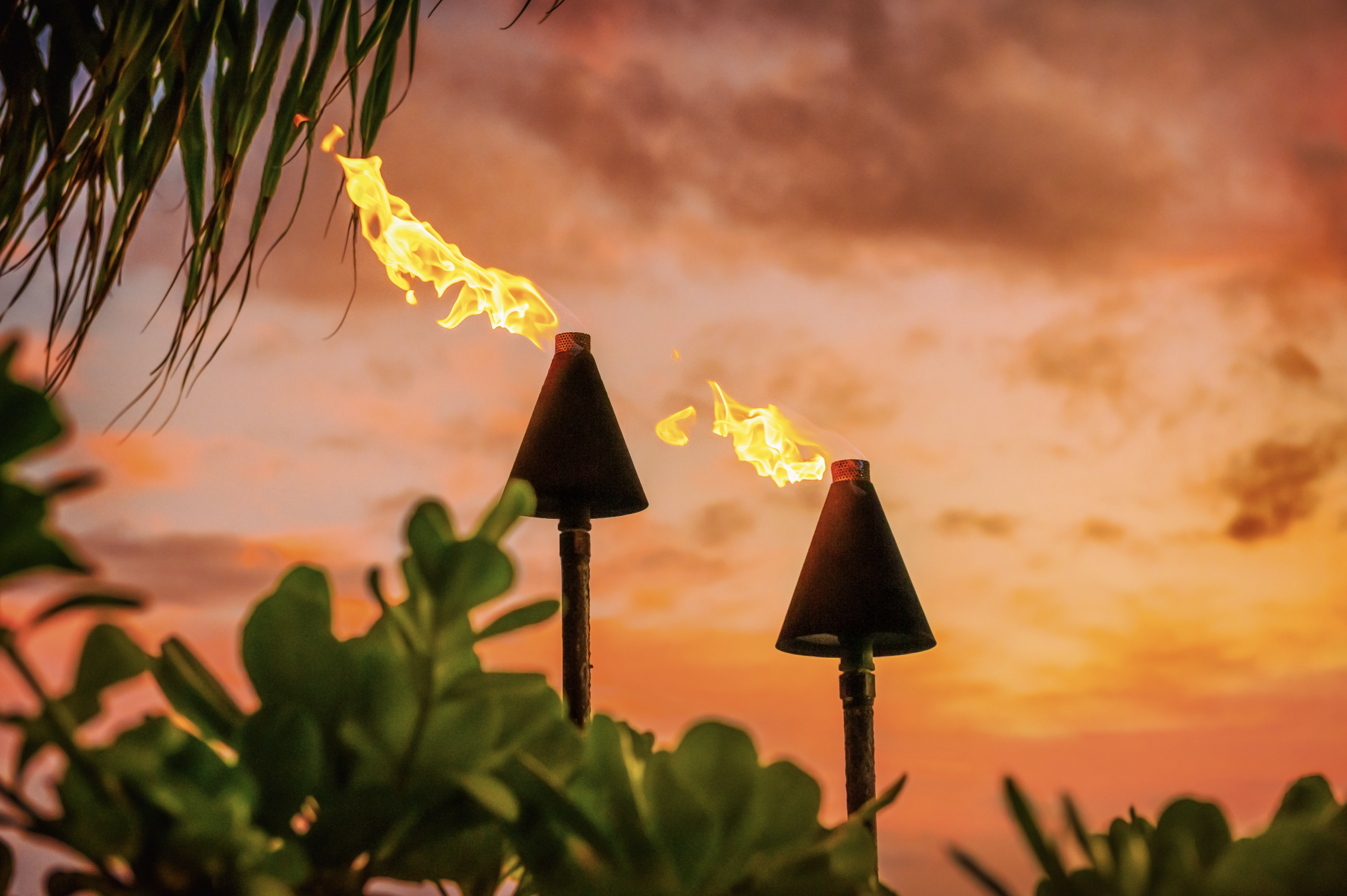 Mele Luau Oahu in Kapolei Torches